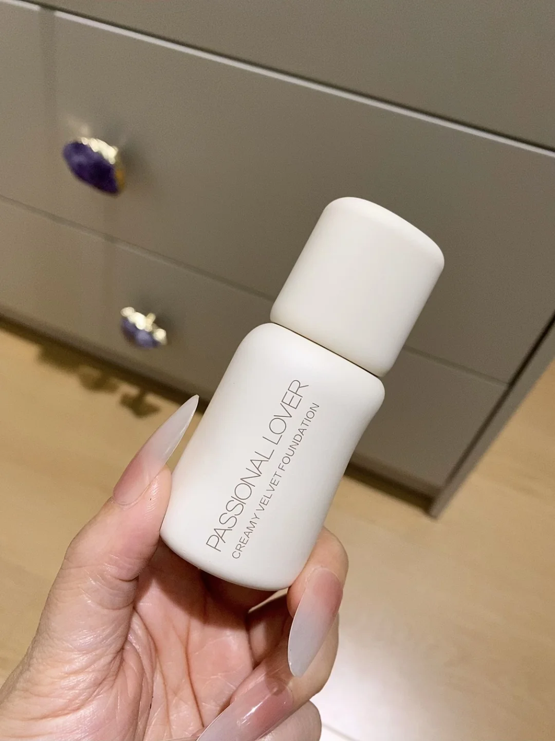 This makeup saved the life of dry skin.. Even after dehydration, there is no powder sticking