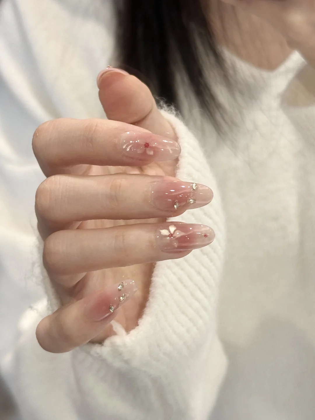oh～oh！ It's a fairy nail art with a fairy like aura 💅