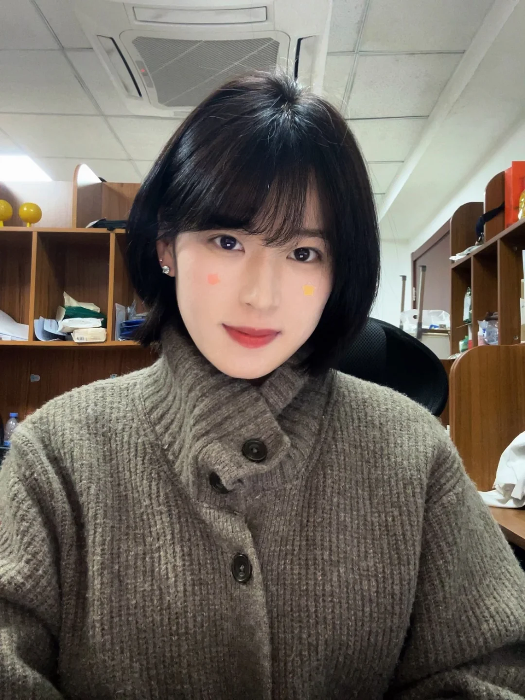Having acne is also beautiful ★★  ₊