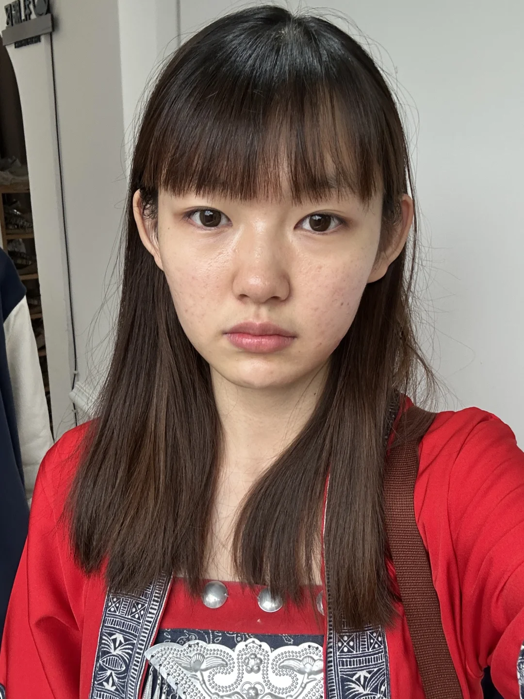 I don't know, I put on makeup beautifully