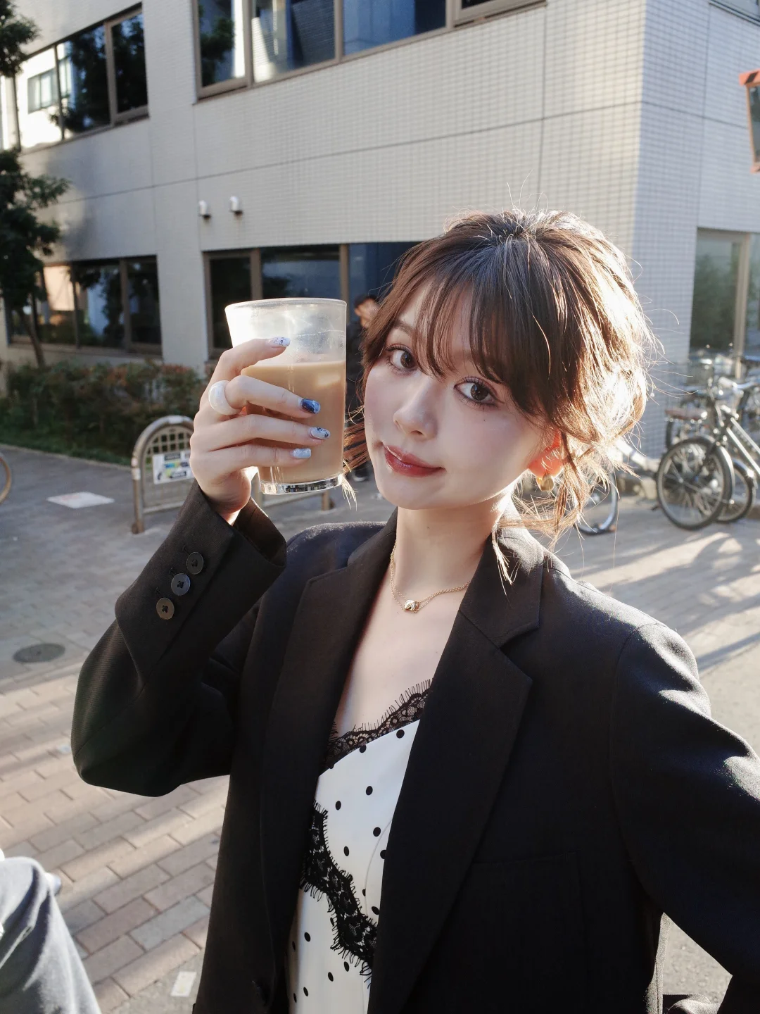 Ricoh's casual photoshoot has a Japanese feel, it's too clear