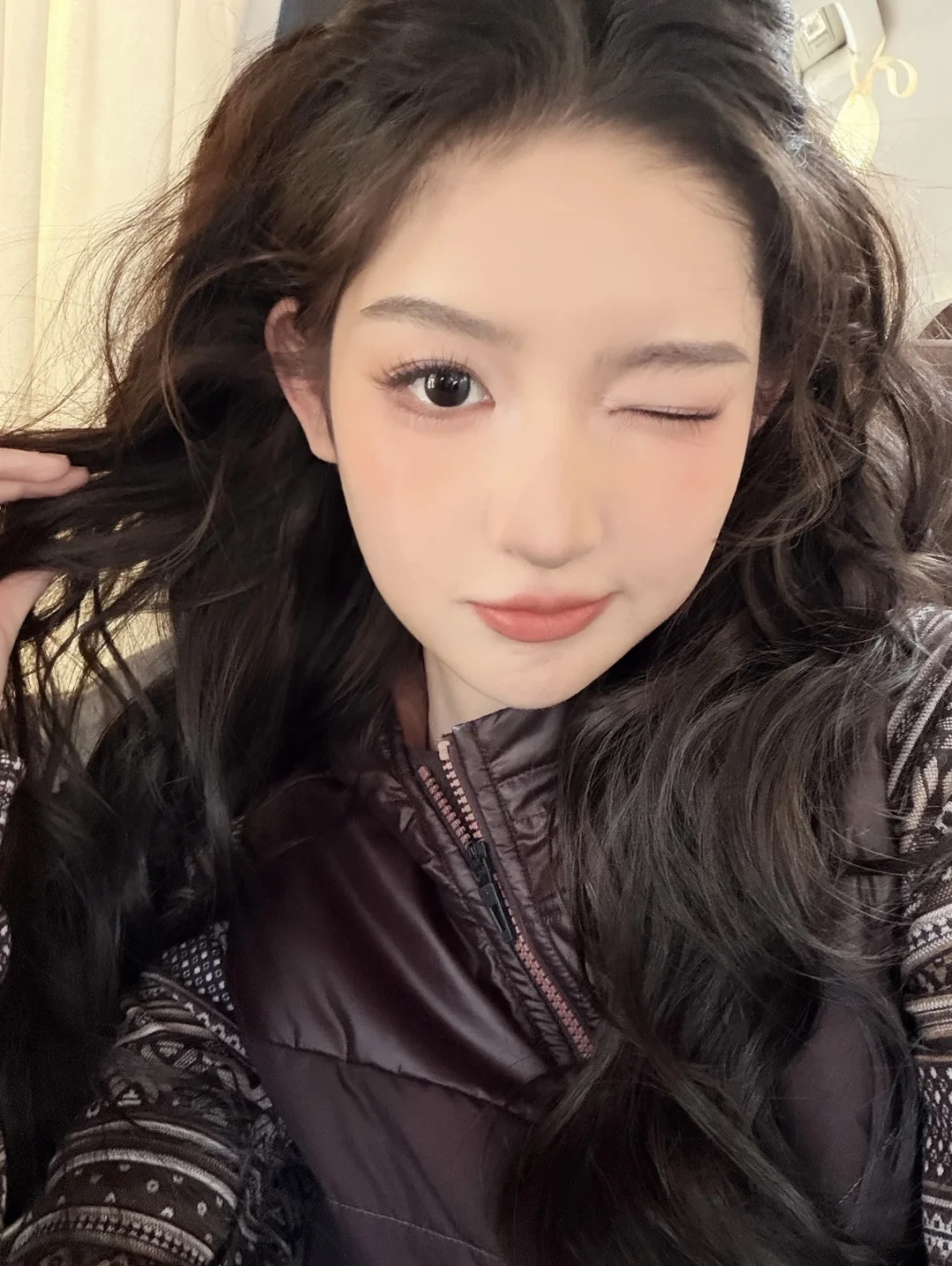 Translated for Wang Yuwen 🐰 Rabbit Doll Makeup