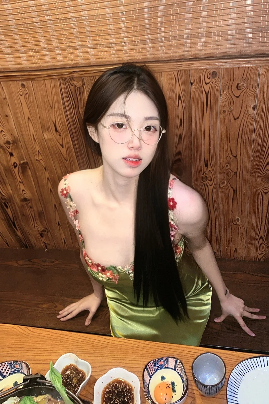 Is this mom from Shanghai Biu an authority on nose production