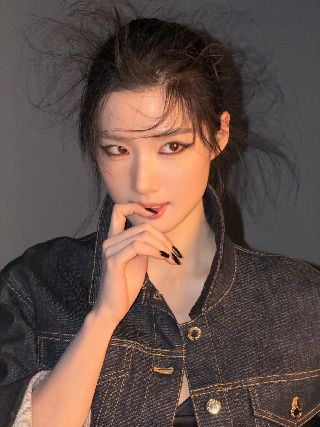 Sparkles: I made up Lu Yuxiao's lower eyeliner