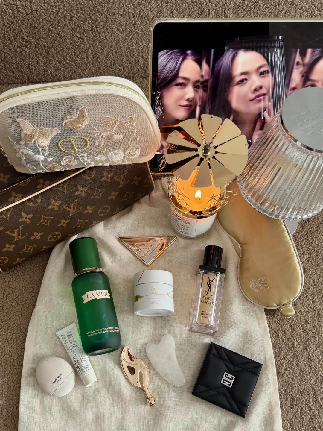 Never mind, there is a reason why elder sister is more expensive (anti-aging version