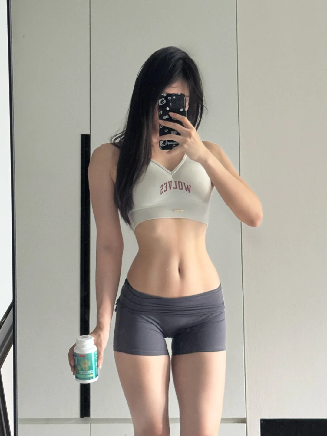 Fitness diet+high metabolism, creating an extraordinary sense of lines!